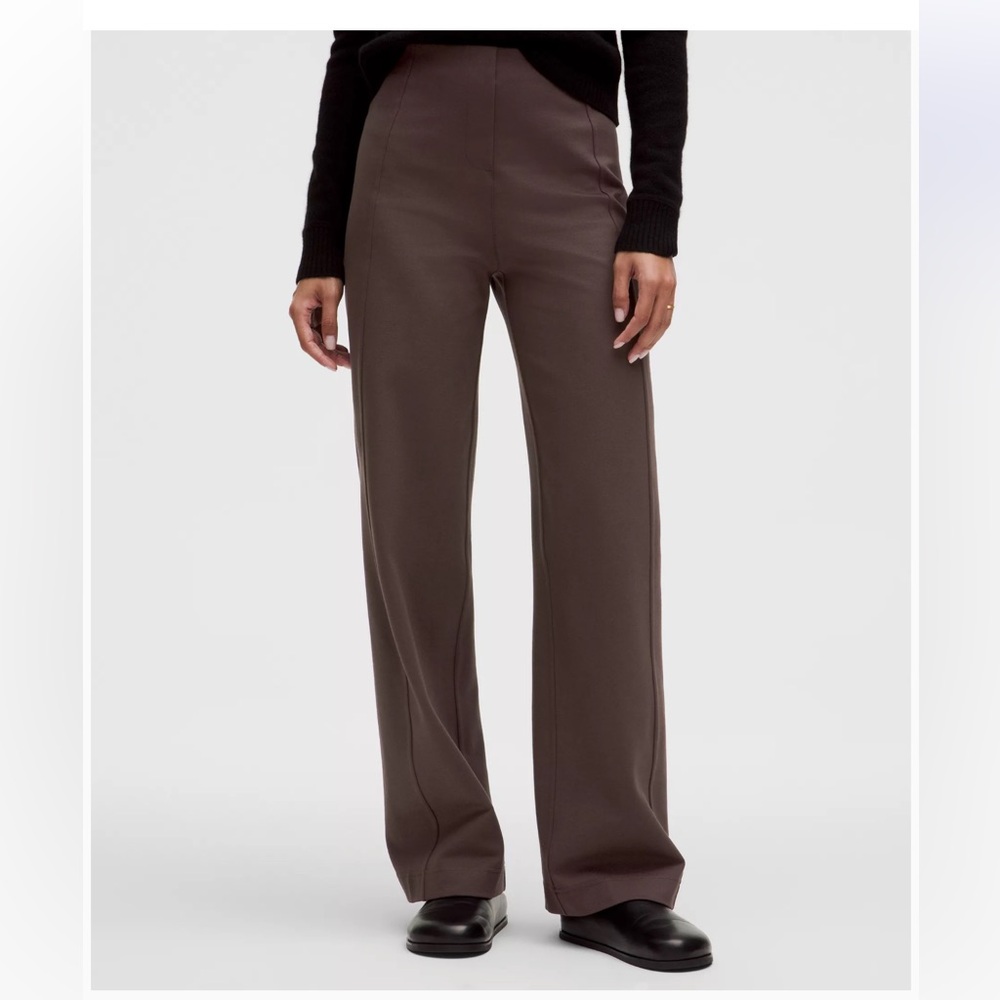 Stretch Knit Straight Leg Pull on pant